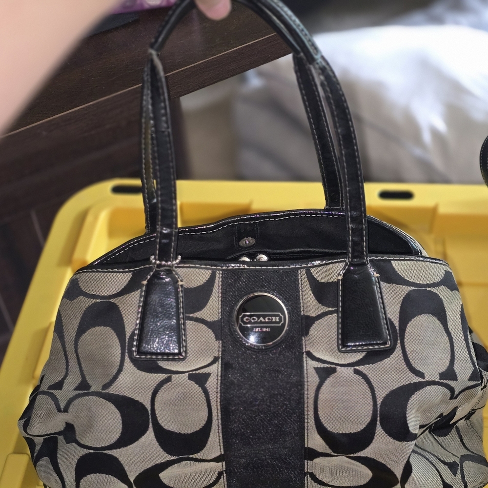 COACH Signature Black Framed Lock Carryall E1176-F17424 Kisslock Handbag Purse